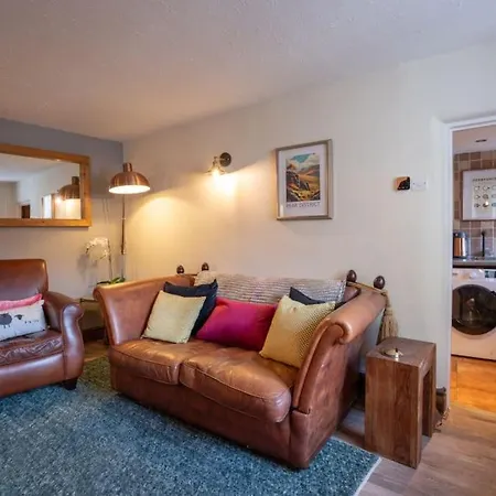 Beech Cottage - Family Cottage In The Peak District Two Dales Exterior photo
